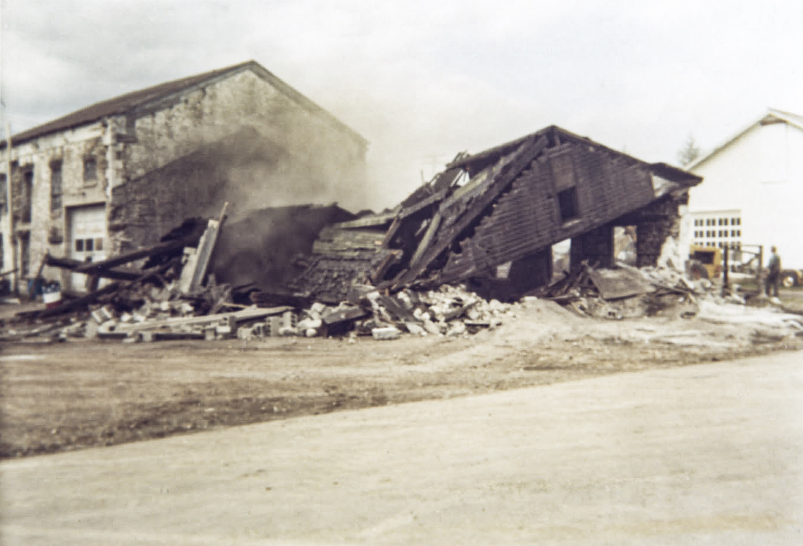 4557909720_82943d1b04_o